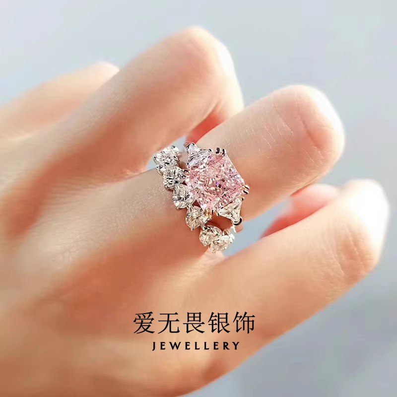 s925三生石冰花白本命年超闪公主方形戒指女粉色高碳钻祖母绿指环