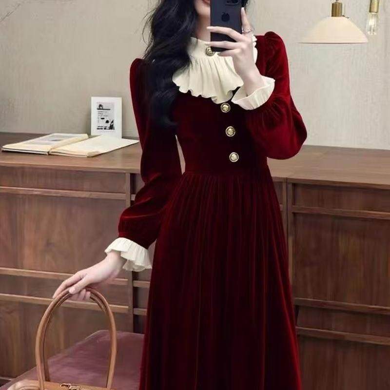 新年秋冬清冷富家千金穿搭轻奢小众不撞款高端精致红色丝绒连衣裙,女装/女士精品,时尚套装,淘宝优惠券,粉丝福利购,淘宝优惠卷