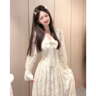 大码温温柔柔的蝴蝶结系蕾丝连衣裙秋冬本店爆款2025绝美气质长裙