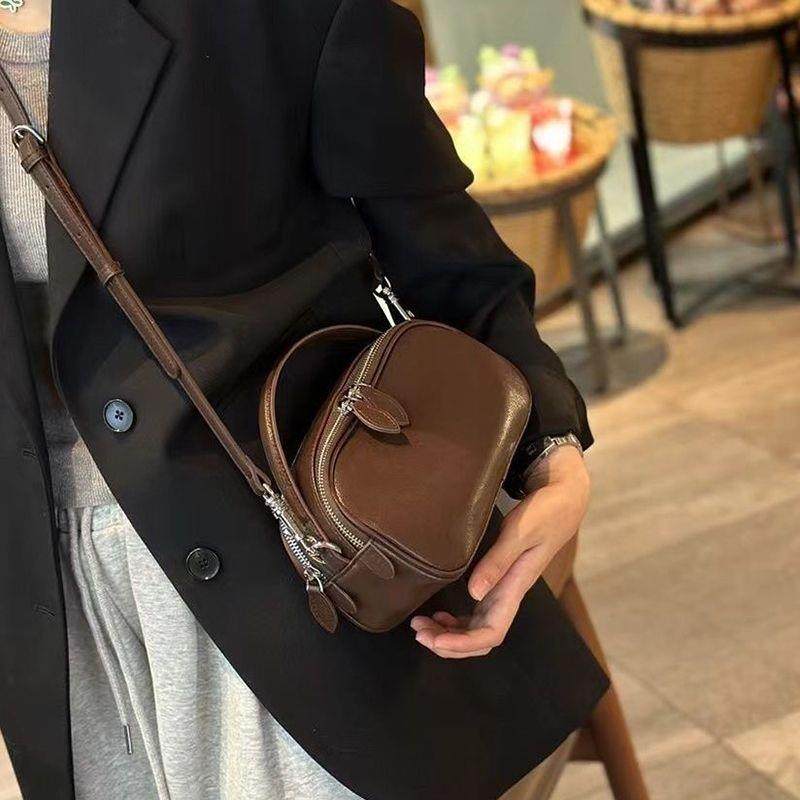 真皮小圆包女2025新款小众手提包高级感单肩包时尚简约百搭斜挎包,箱包皮具/热销女包/男包,通用款女包,淘宝优惠券,粉丝福利购,淘宝优惠卷