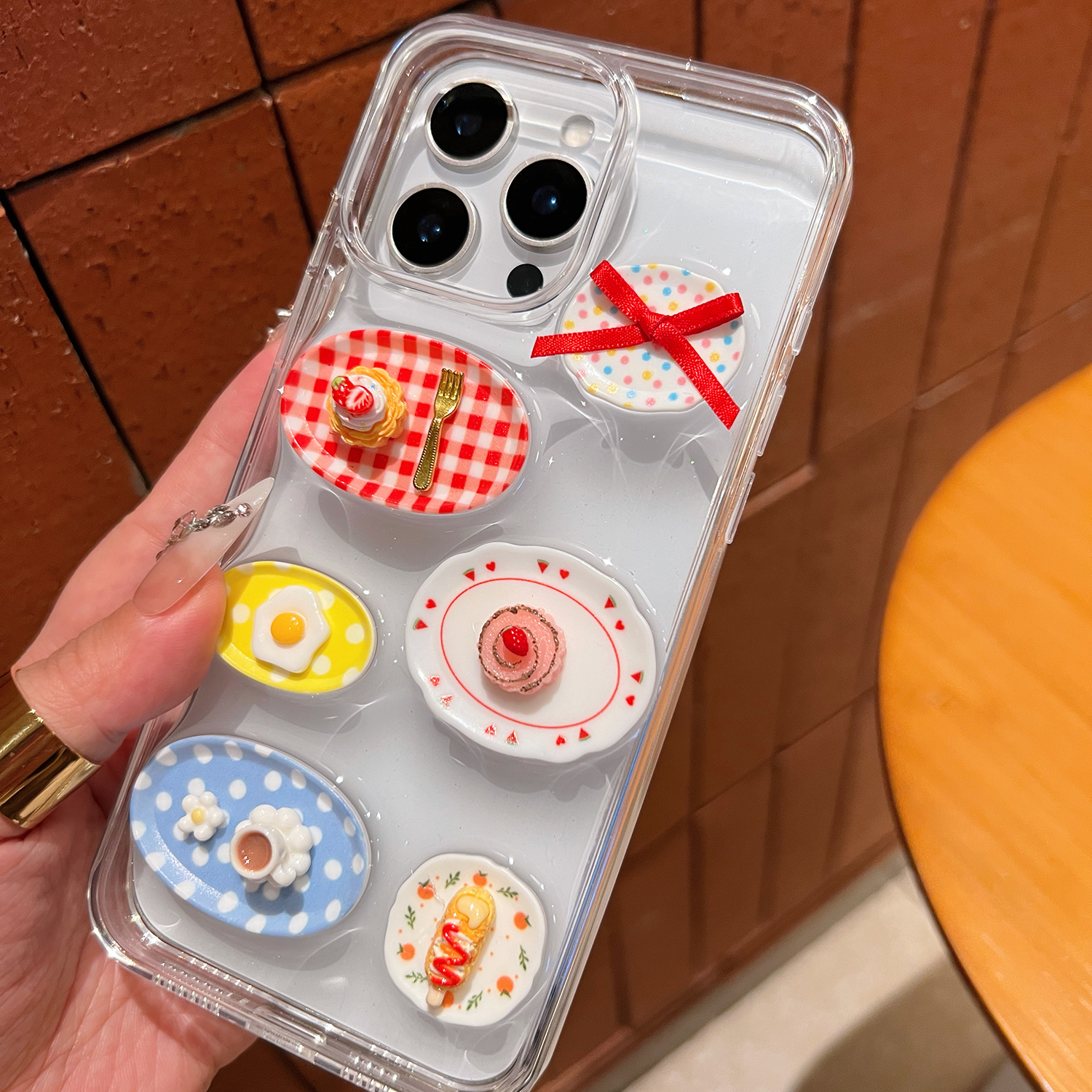 被美食包围的手机壳!!彩盘子