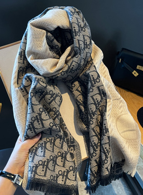 今年流行围巾You're slim法国气质经典字母D双面拼色软糯羊绒围脖