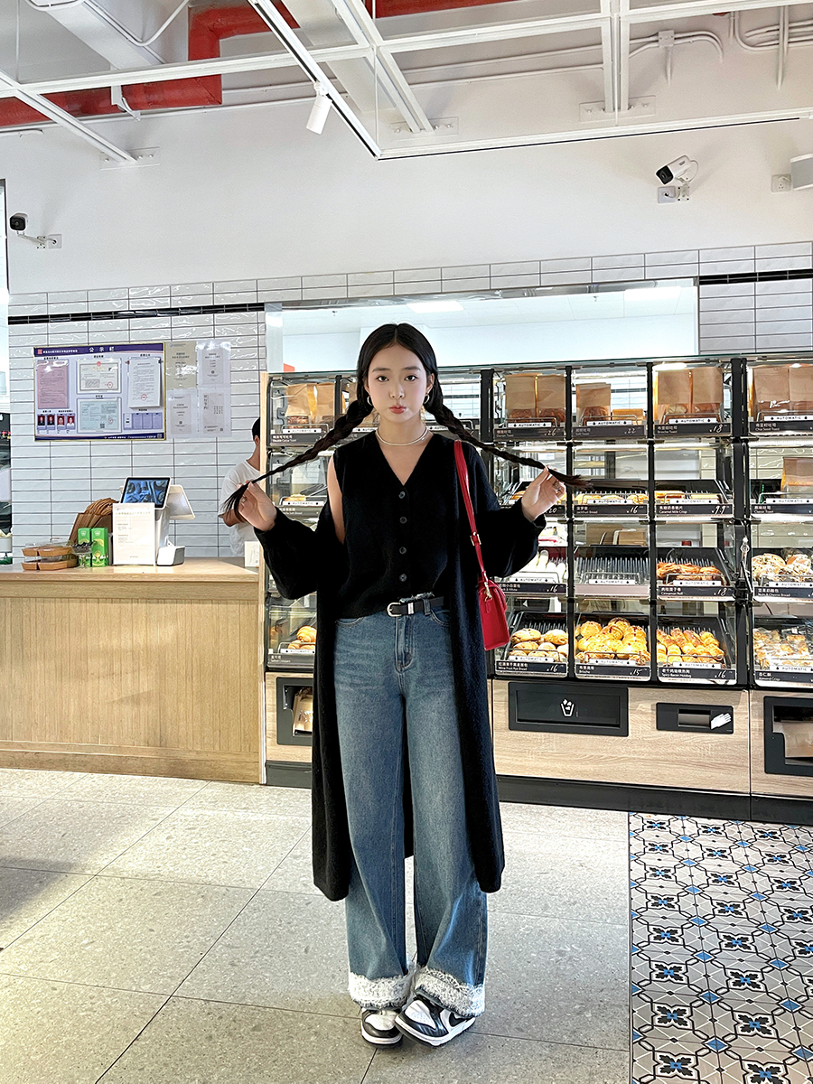 肉装小cherry 心动而来 微胖拼接蕾丝花边宽松直筒水洗牛仔裤女