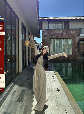 肉装小cherry 微胖百搭连帽条纹收腰上衣/直筒宽松裤糯叽叽套装