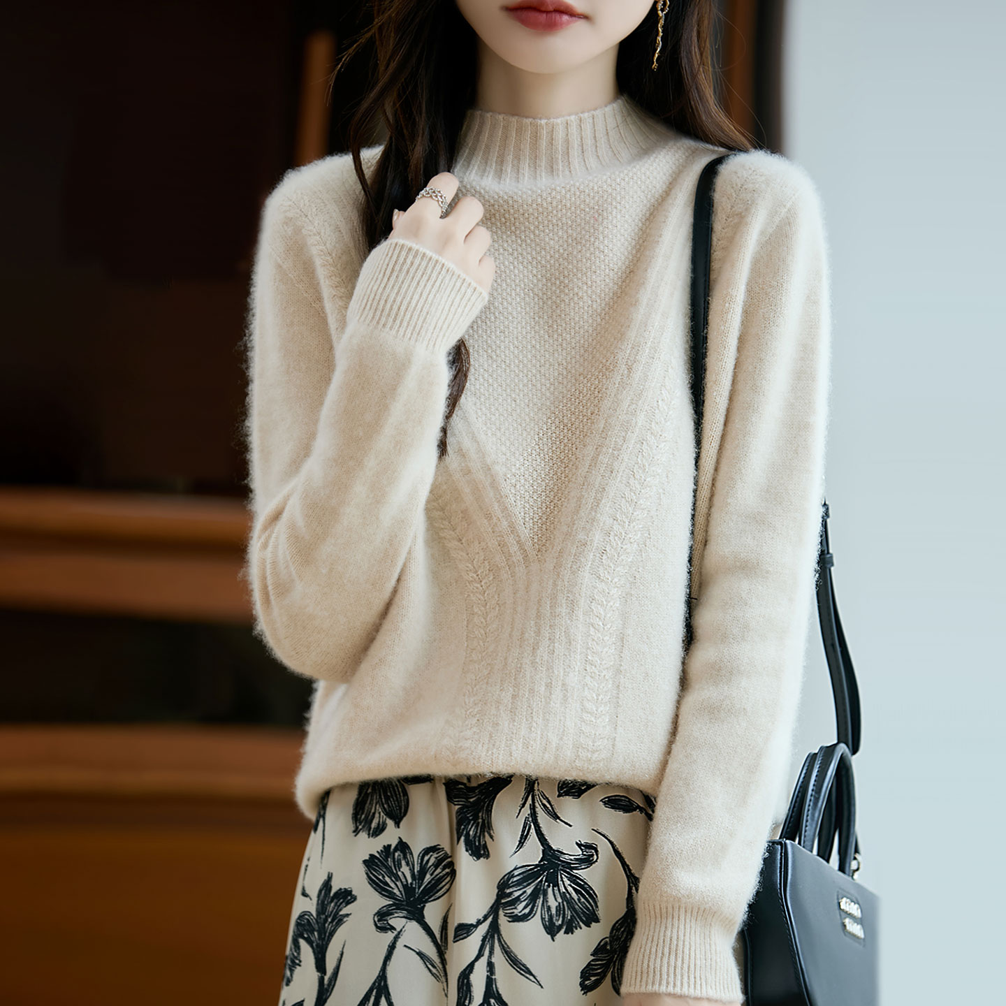秋冬新款纯色提花半高领羊毛衫针织女士毛衣显瘦百搭减龄打底衫