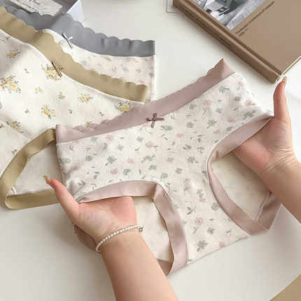 内裤女保暖婴儿棉7A纯棉抗菌女生中腰无痕三角短裤2024年秋冬新款
