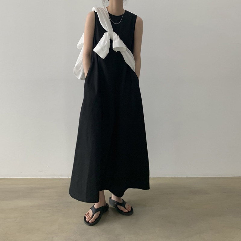 2025夏季山本风暗黑系冷淡风长款背心裙女夏棉麻赫本风连衣裙女