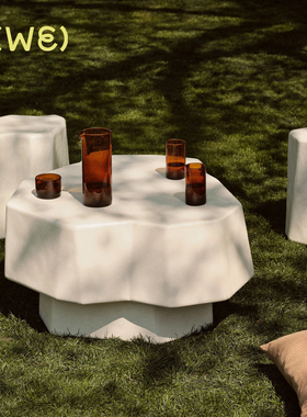 丹麦 Fermliving Staffa系列边几茶几床头柜墩子有机感线条混凝土