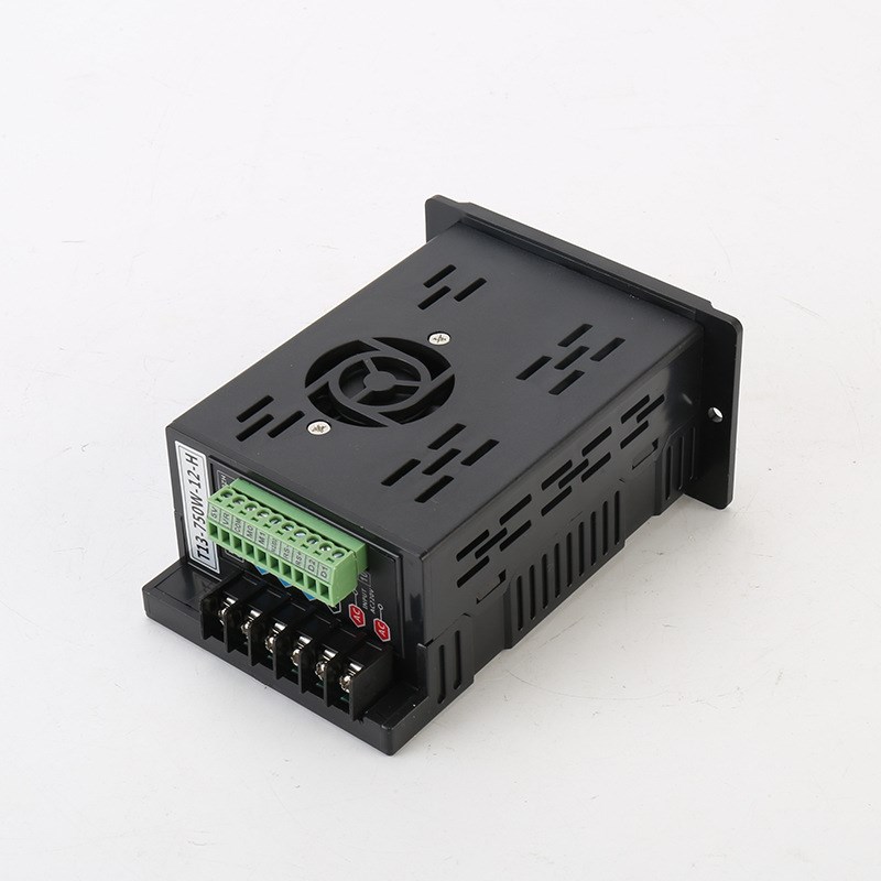 T13-200W-12-H三相电机调速器T13-400W-12K-H变频器T13-750W-12-H
