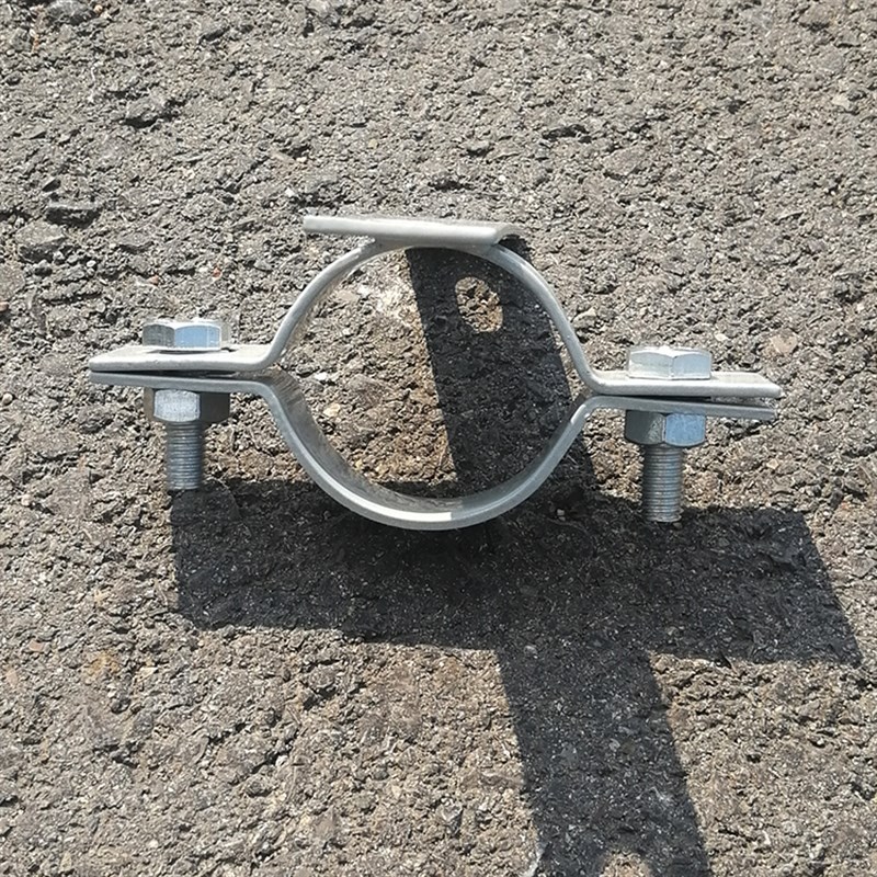 30X3mm厚十字形抱箍立杆电B线杆铁钢管圆柱支架紧锁固定卡子