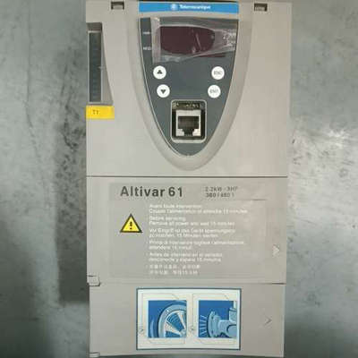 变频器 ATV61HU22N4Z  2.2KW 380