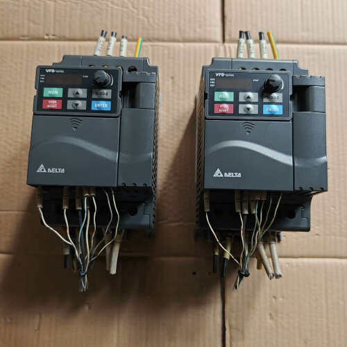 台达变频器VFD037E23A  3.7KW  三相220V