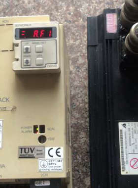 安川SGDB-15VDY1伺服驱动器及USAGED-13V2