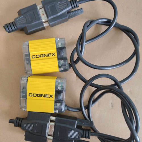 9新康耐视读码器DM100X:6个,380/个,实物拍