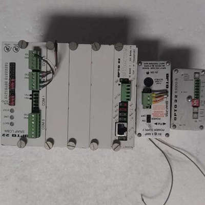 OPTO22 SNAP-LCM4 控制器，带M4SENET-