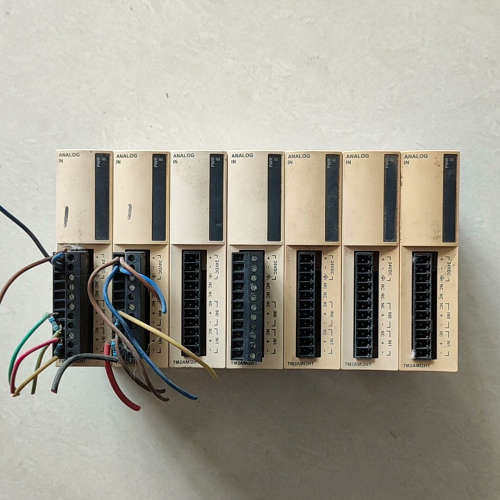 TM2AMI2HT 两路模拟量输入模块 Modicon