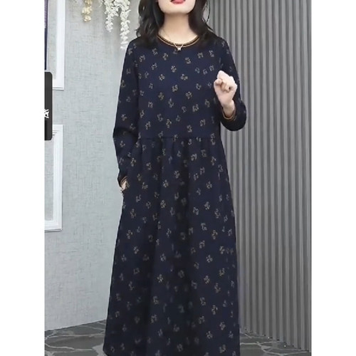 海皮绒连衣裙2024春装季新款时尚印花圆领通勤显瘦A字裙大码女装