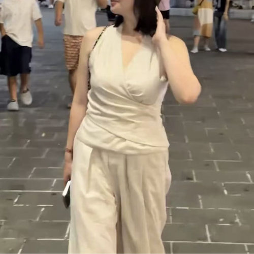 26378新大爱美依缘2026夏季新款无袖V领显瘦上衣休闲阔腿裤套装女
