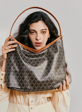 EMO狗牙流浪包腋下包大容量女包