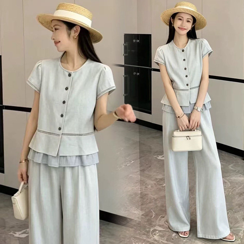 浅蓝夏季减龄衬衫阔腿裤两件套女