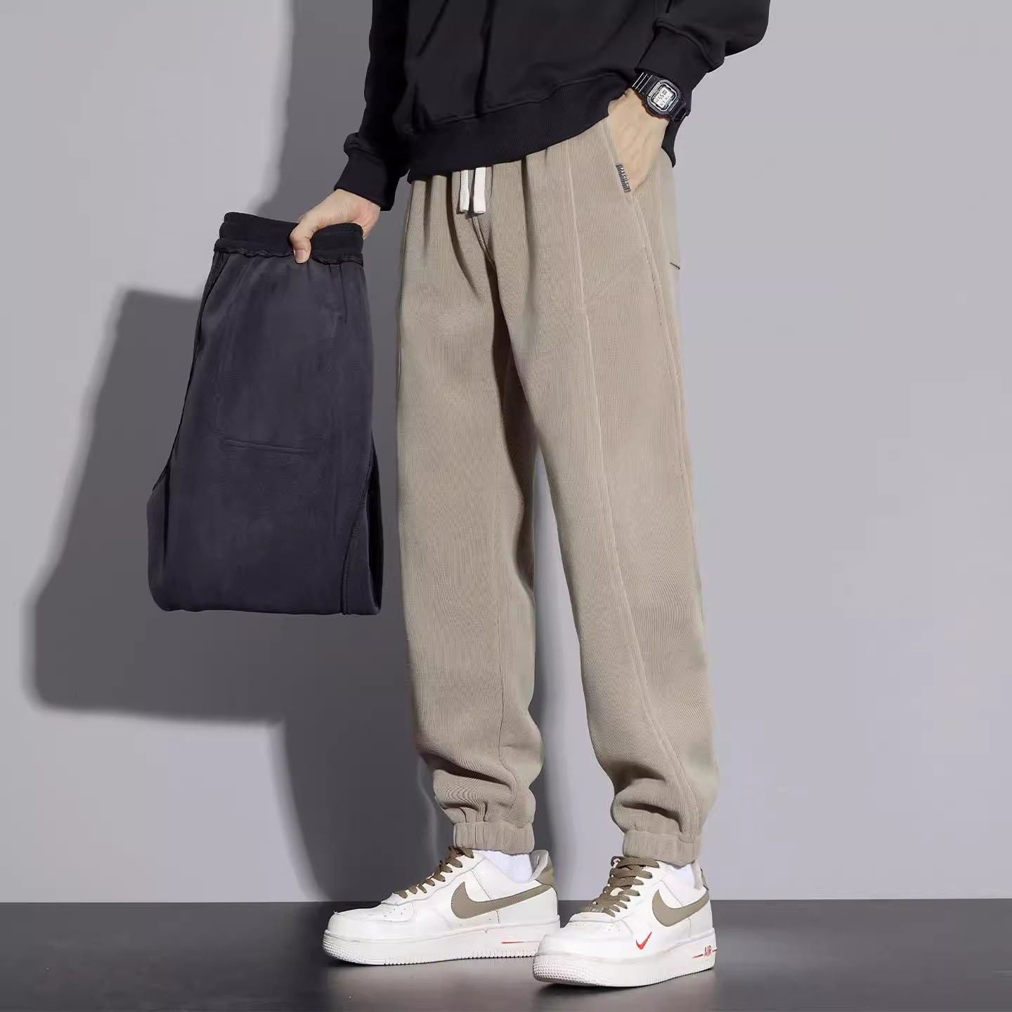 潮牌高端加绒束脚休闲裤男士冬季复古宽松运动卫裤潮流加厚哈伦裤