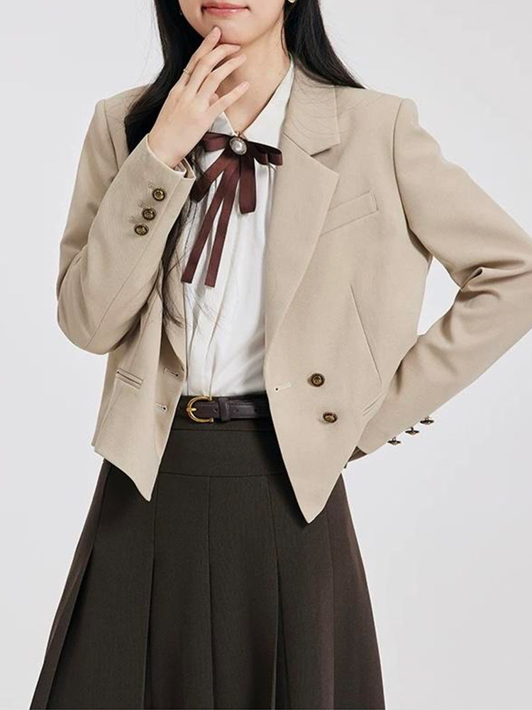 小个子春秋西装外套女设计感2026年新款小众西服休闲短款正肩上衣