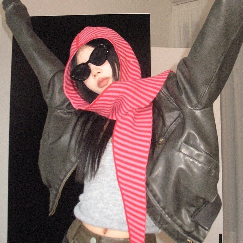 新款带帽围巾女冬季保暖围脖帽子一体条纹连帽披肩冬天针织三角巾