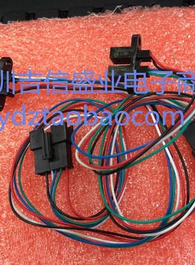OPB990T5i5Z  OPTEK 光电开关 传感器 槽宽3.18mm 5P