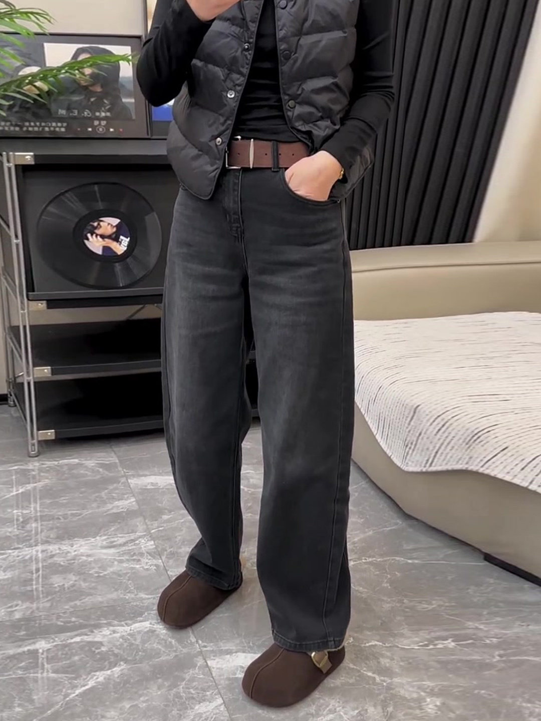 黑灰色爆款弯刀牛仔裤女秋冬2025新款时尚显瘦加绒加厚高腰阔腿裤,女装/女士精品,大码裤装,淘宝优惠券,粉丝福利购,淘宝优惠卷