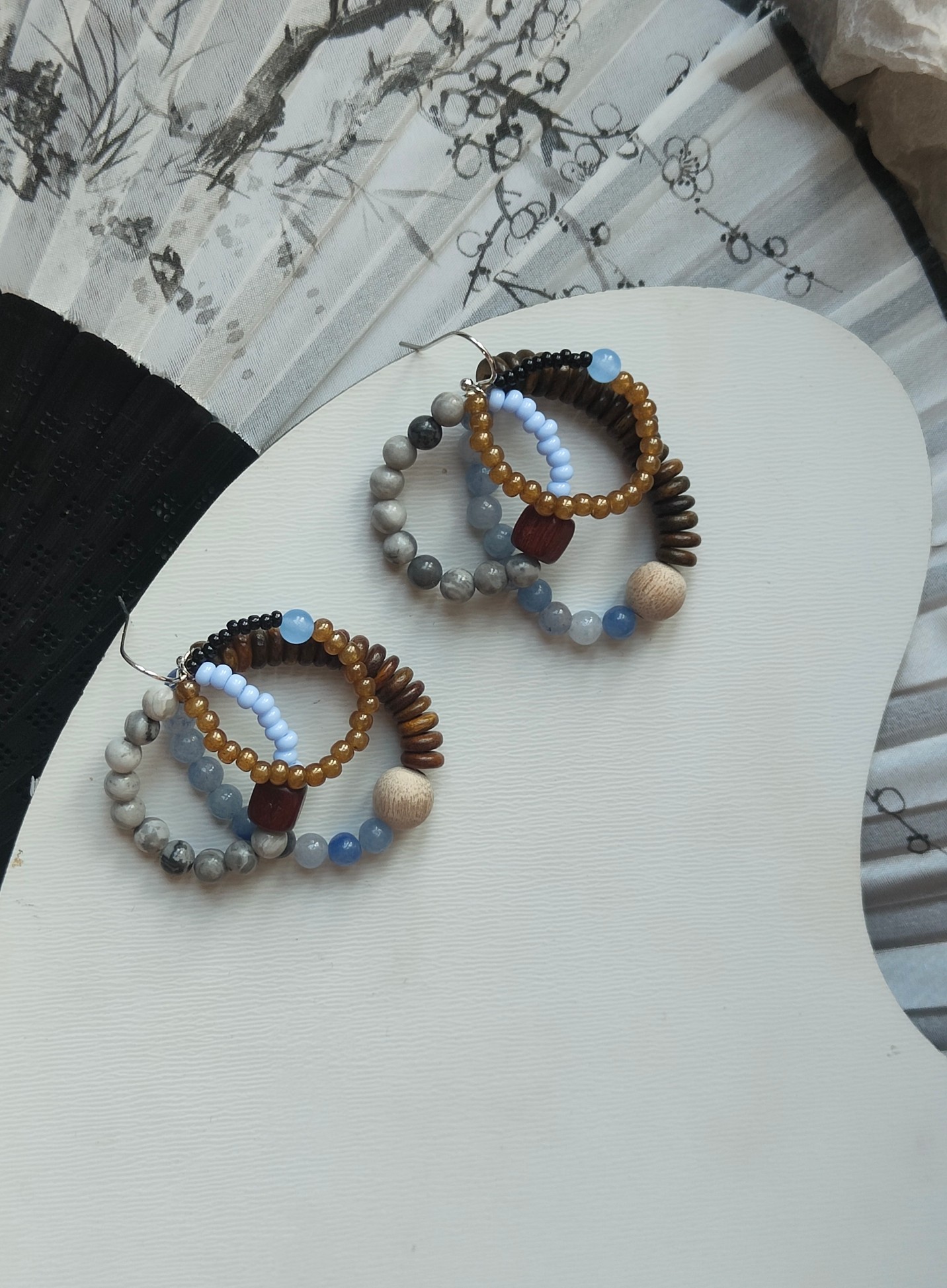 原创设计小众设计师新中式复古雅痞清冷调天然玉石檀木多圈耳环女