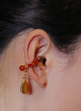 肉肉酱原创｜小众设计新中式手工制作古风红色京剧玛瑙琉璃耳骨夹