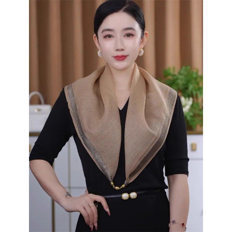 2025秋季新款磁扣金丝线丝巾百搭气质护颈围巾旅游拍照保暖三角巾