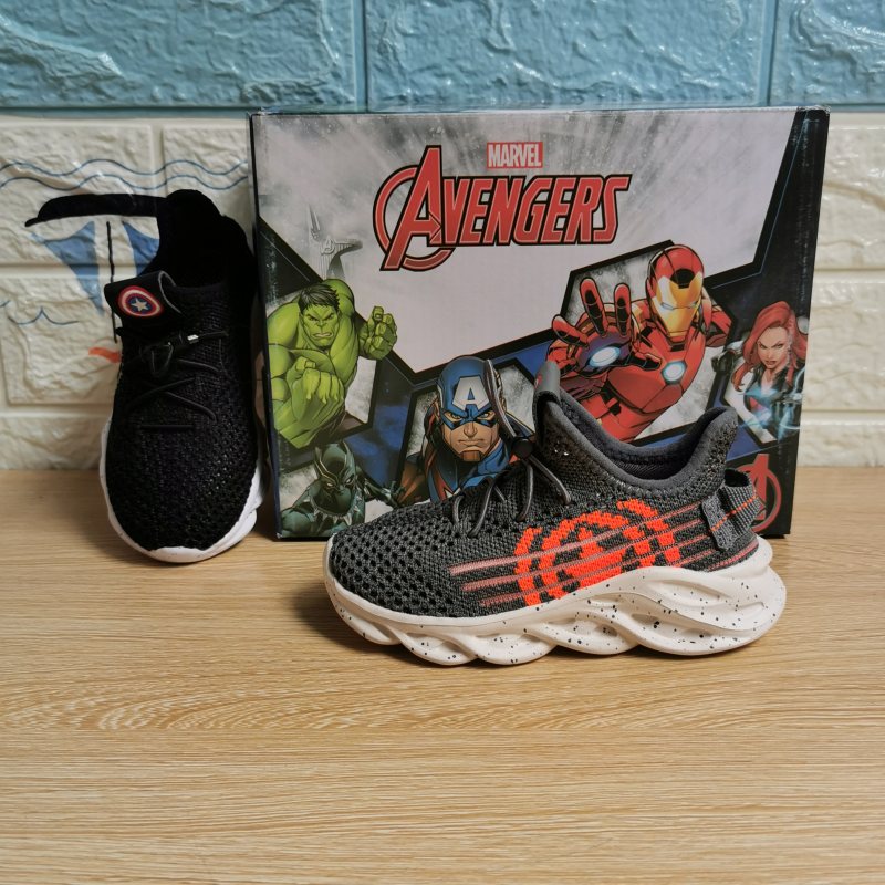漫威透气休闲儿童轻便运动鞋清仓