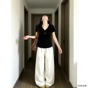 夏天黑色V领正肩短袖T恤