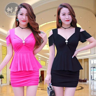 新款 V领低胸遮肚显瘦包臀裙桑拿沐足技师服 性感连衣裙女2024新款