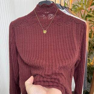 镂空蕾丝半高领打底衫女秋冬洋气修身显瘦小心机内搭配皮草的上衣