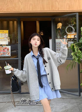 学院风套装棒球服开衫灰色卫衣外套女新款秋冬条纹连衣裙子两件套