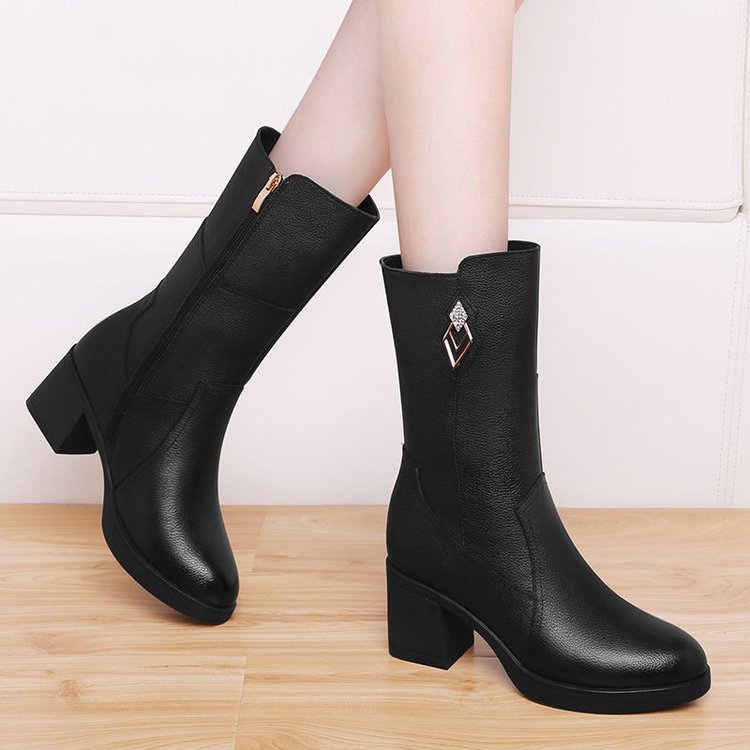 大东妞品牌断码清仓真皮靴子女中筒靴23新款秋冬季短靴粗跟高跟马