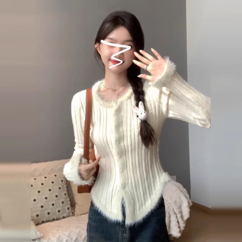 高级感白色毛衣女秋冬内搭打底衫2025新款设计感针织开衫外套上衣