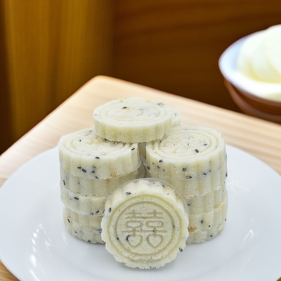 广西特产糯米饼花生芝麻味