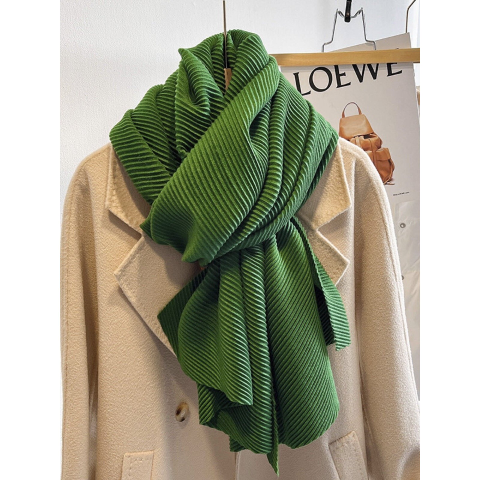 日系绿色风格纯色仿棉麻褶皱围巾冬季女百搭洋气披肩保暖围脖