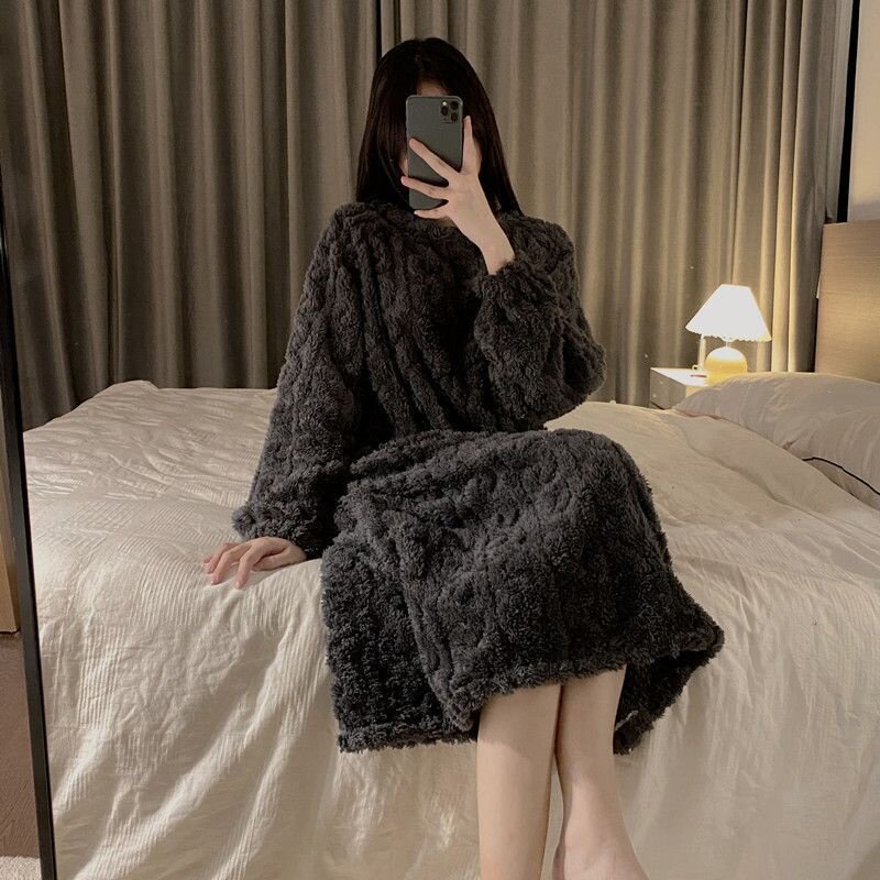 睡裙女秋冬季珊瑚绒长袖款甜美可爱学生加厚保暖法兰绒家居服睡衣