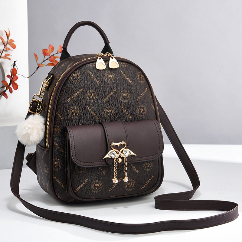 高级感双肩包女2024新款时尚百搭大容量女士背包旅游轻便小包女包