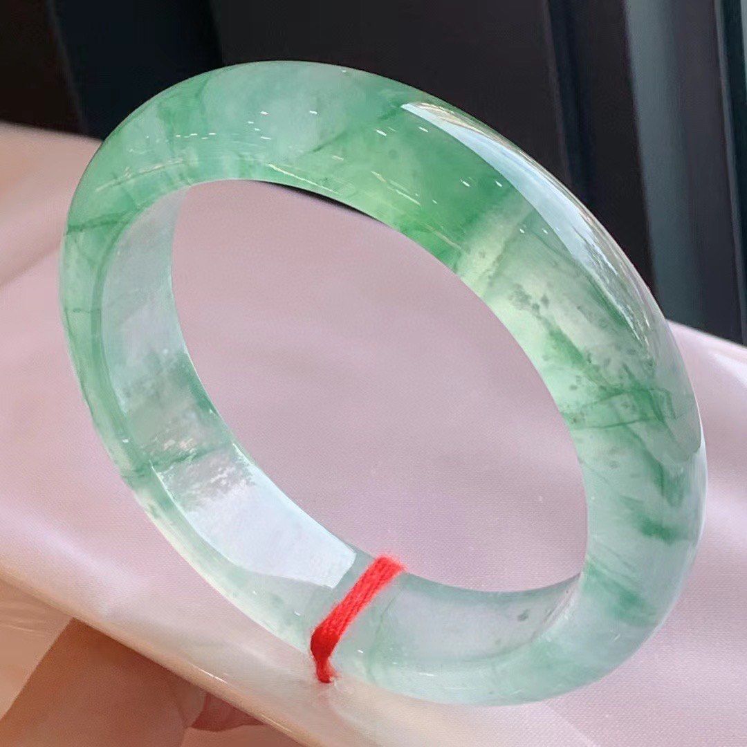 翡翠手镯