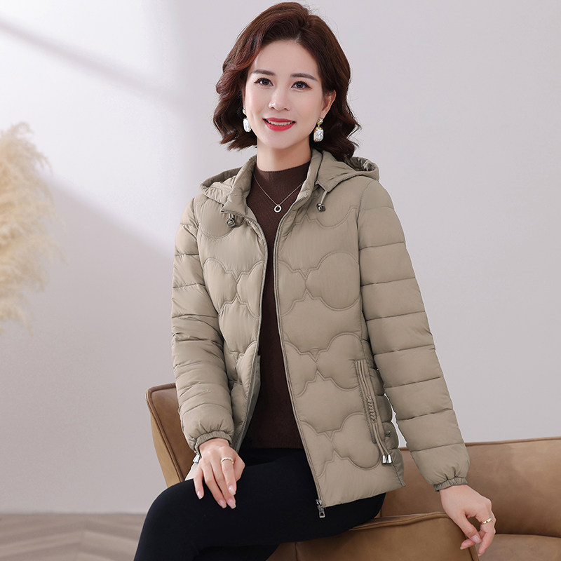 棉衣外套女2025新款洋气中老年妈妈冬装短款羽绒棉服轻薄小棉袄