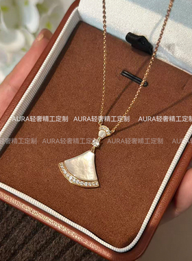 这就是你想要的裙子贝母项链