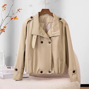卡其色立领夹克风衣短外套女款春秋季2026新款工装风宽松休闲上衣