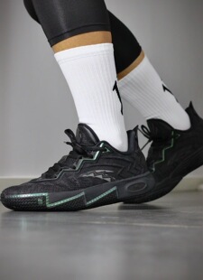 安踏欧文二代丨氮科技缓震篮球鞋男款减震耐磨篮球鞋112531111