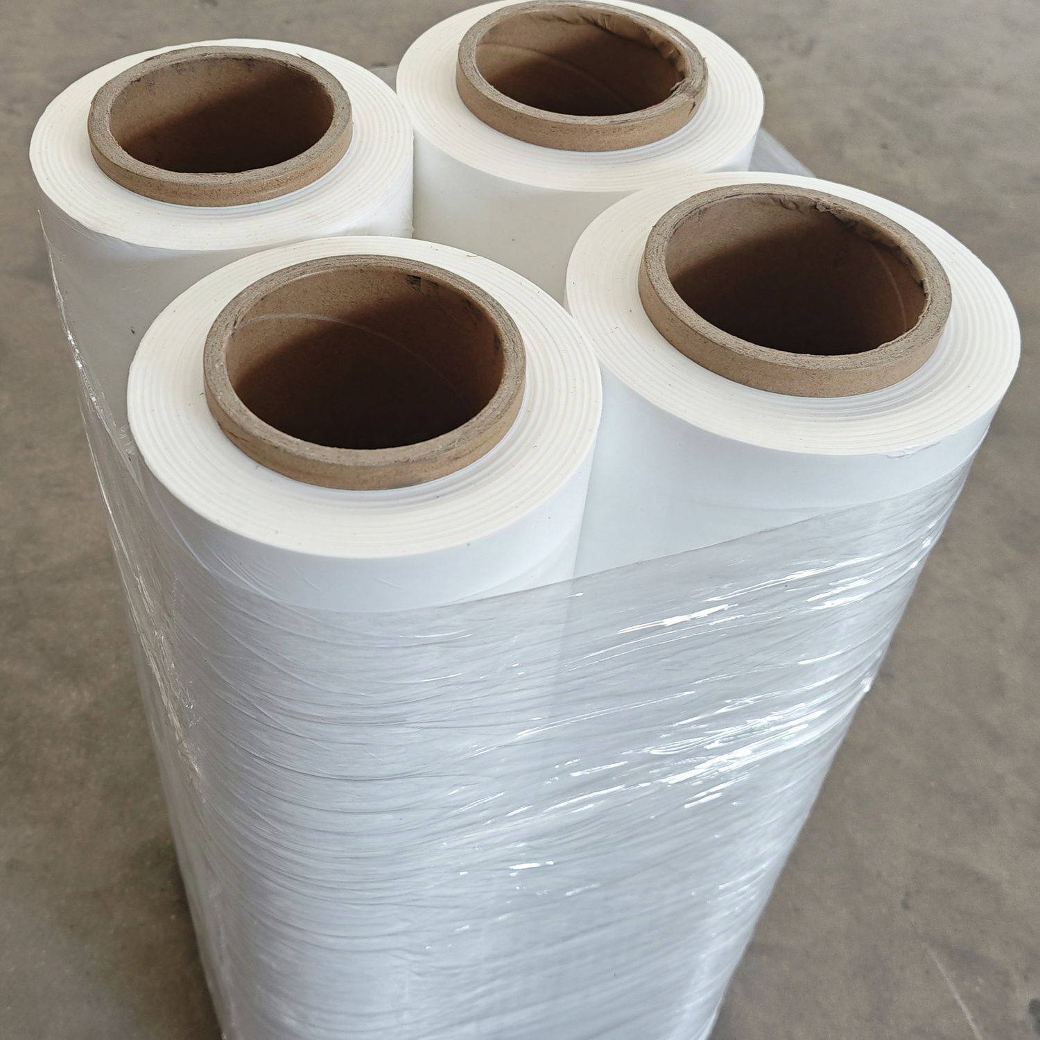 缠绕膜50cm4倍拉伸膜PE包装膜工业打包膜塑料薄膜标注为拉伸米数