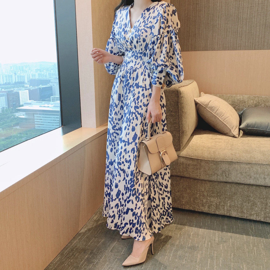 韩国chic2026早春季新款法式气质时尚花色灯笼袖V领连衣裙女长裙,女装/女士精品,连衣裙,淘宝优惠券,粉丝福利购,淘宝优惠卷